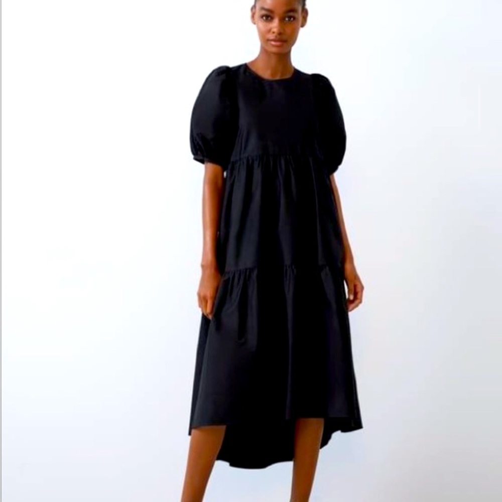 Zara Tiered Puff sleeves midi dress